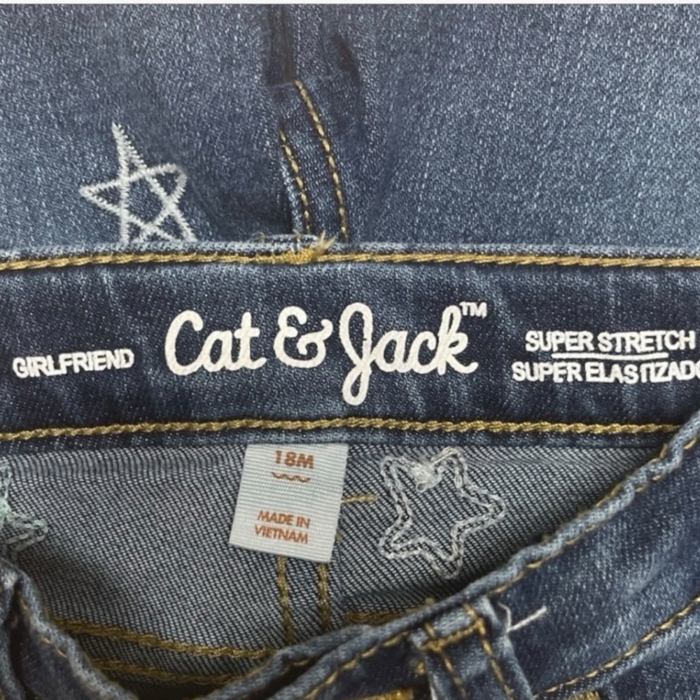Cat & Jack Girls 18M Star Embroidered Stretch Girlfriend Jeans - Picture 4 of 6